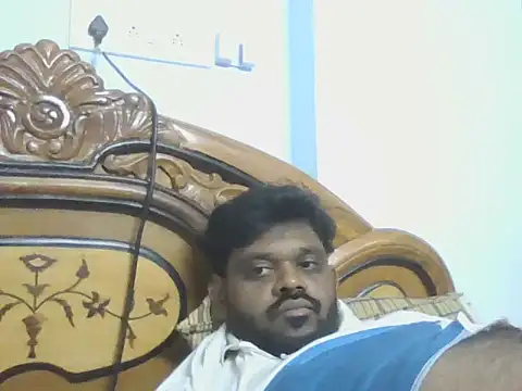 Snapshot of lustboystraight chatting on April 2026 10:11:02 PM lustboystraight online show from April 2026 10:11:02 PM