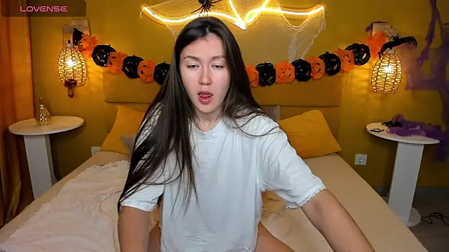 Tina Porter online show from November 2025 02:36:01 AM