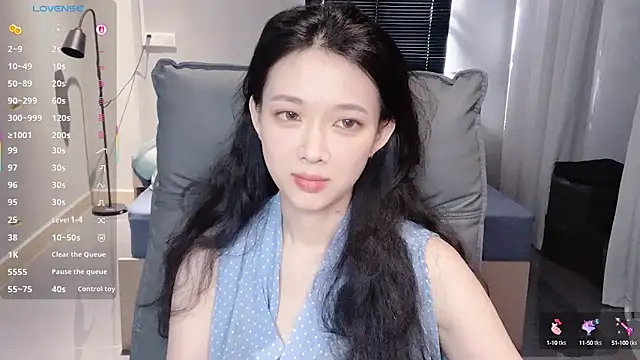 NiNi-baby520 online show from September 2025 07:35:02 AM