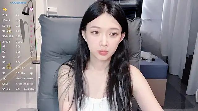 NiNi-baby520 online show from October 2025 07:19:01 AM