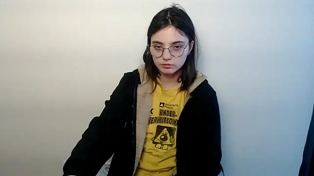 Sun Shine   online show from February 2026 01:04:02 PM