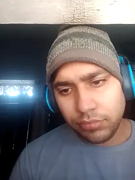 Desirock001 online show from February 2026 03:00:02 AM