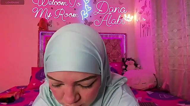 Snapshot of Dana-Alabi chatting on February 2026 12:13:02 PM Dana-Alabi online show from February 2026 12:13:02 PM