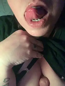 LupeLok online show from March 2026 03:54:02 AM