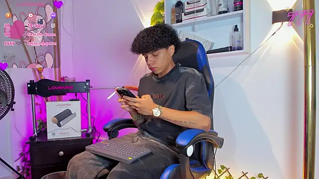 Snapshot of _taylor_black chatting on June 2026 08:50:02 PM taylor black online show from June 2026 08:50:02 PM