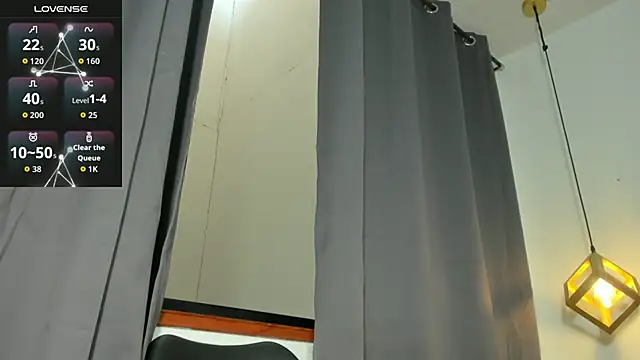 lianfox  online show from September 2025 12:41:01 PM