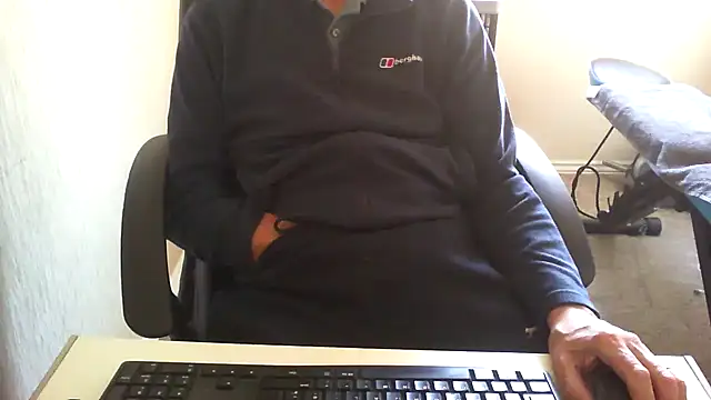 Snapshot of rogpb chatting on April 2026 10:54:01 AM rogpb online show from April 2026 10:54:01 AM