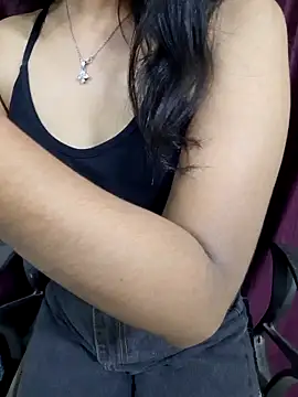 Snapshot of Monalisa670 chatting on September 2025 01:14:02 PM Monalisa670 online show from September 2025 01:14:02 PM