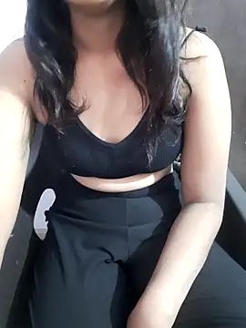 Monalisa670 online show from December 2025 10:49:02 PM