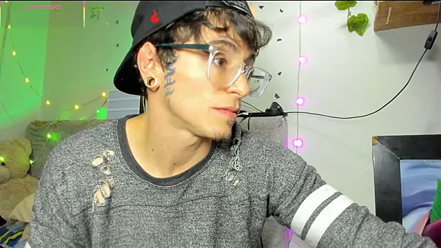 puepleholly online show from February 2026 12:20:01 AM