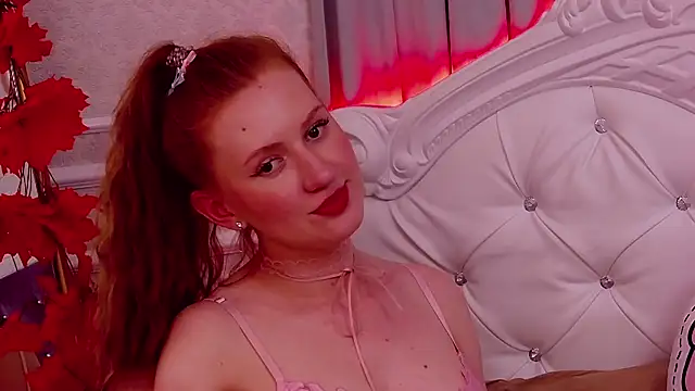 SaraMoor online show from October 2025 09:16:02 PM