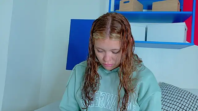 BelaMiller  online show from September 2025 11:33:02 AM