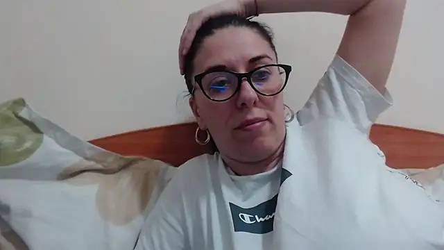Snapshot of jollene chatting on March 2026 02:03:02 PM jollene online show from March 2026 02:03:02 PM