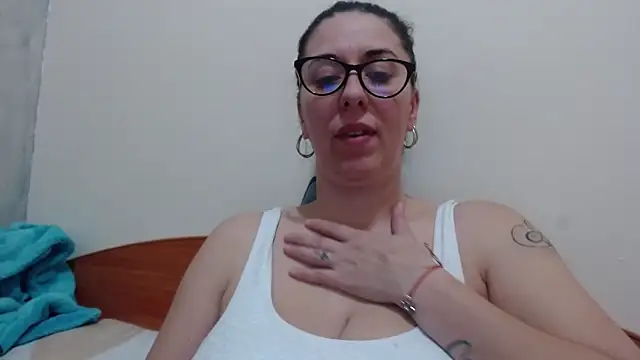 Snapshot of jollene chatting on March 2026 02:54:02 PM jollene online show from March 2026 02:54:02 PM