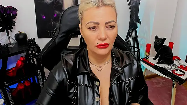 demisweet online show from February 2025 10:53:02 AM