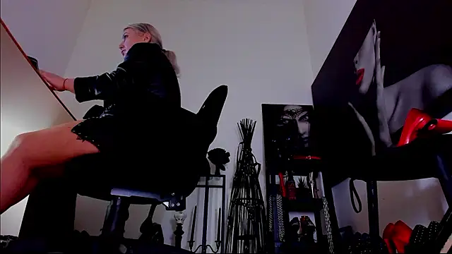 Snapshot of demisweet chatting on February 2026 03:05:01 AM demisweet online show from February 2026 03:05:01 AM