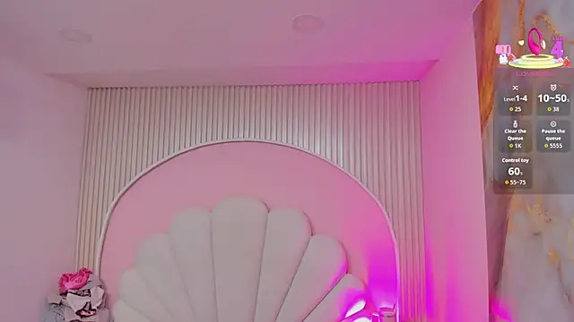 hinata dolly online show from April 2026 11:06:01 AM