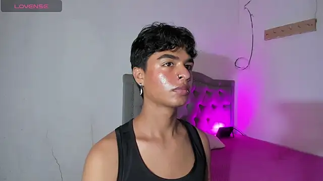 ariel adan online show from April 2026 08:58:02 PM