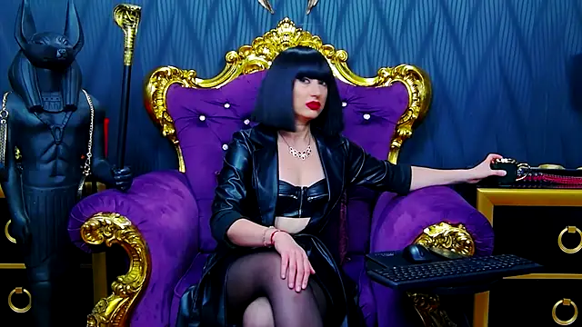 LaraMaeve online show from October 2025 04:30:01 AM