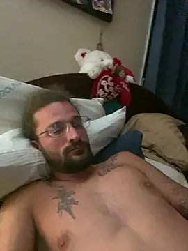 Snapshot of Lilbig_24 chatting on October 2025 03:58:02 AM Lilbig 24 online show from October 2025 03:58:02 AM