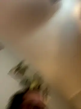 Snapshot of Lilbig_24 chatting on December 2025 03:29:02 PM Lilbig 24 online show from December 2025 03:29:02 PM