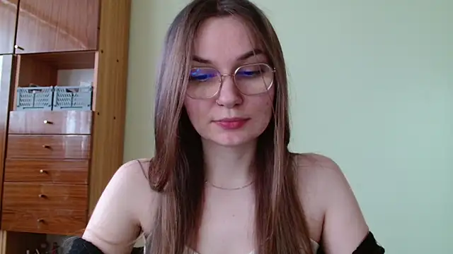 LooveELLYx online show from February 2025 10:52:01 AM