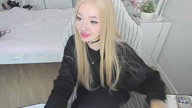 saadnesstyan online show from November 2025 06:36:01 AM