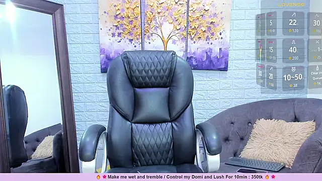 i alexanew online show from November 2025 12:18:01 PM