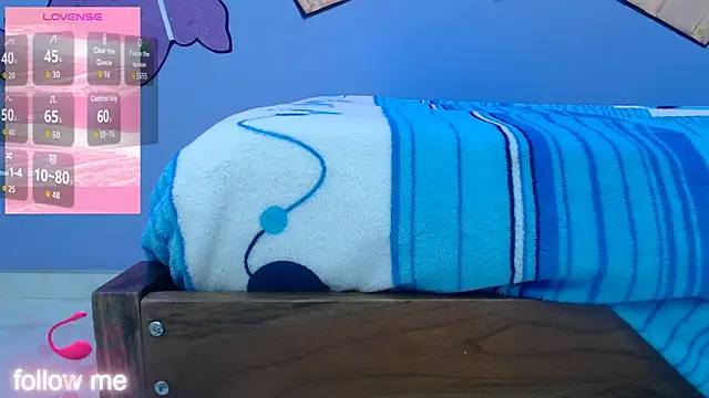 Snapshot of skinnykalitzo18 chatting on January 2026 02:33:01 PM skinnykalitzo18 online show from January 2026 02:33:01 PM