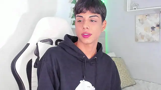 Thomas wil online show from October 2025 07:47:02 AM