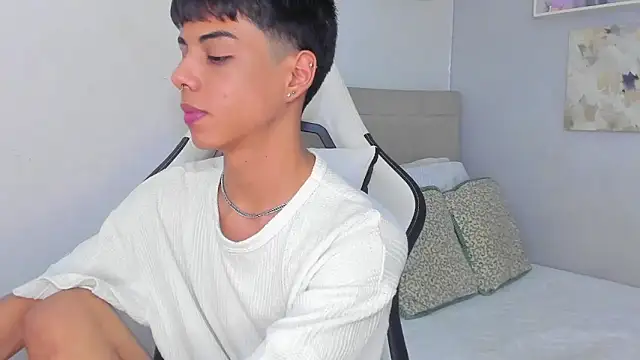 Thomas wil online show from February 2026 06:18:02 AM