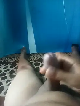 cora08 online show from November 2025 10:30:01 PM