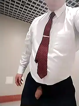 Snapshot of BigCristh79 chatting on September 2025 05:29:02 AM BigCristh79 online show from September 2025 05:29:02 AM