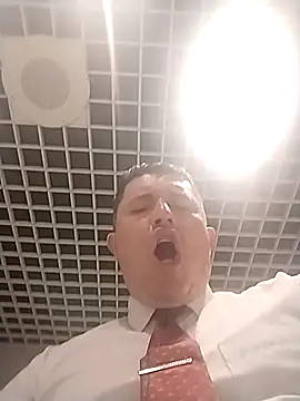 Snapshot of BigCristh79 chatting on September 2025 12:45:02 AM BigCristh79 online show from September 2025 12:45:02 AM