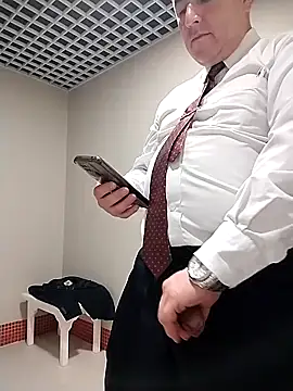 BigCristh79 online show from February 2026 07:38:02 AM