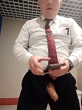 BigCristh79 online show from March 2026 06:09:01 AM