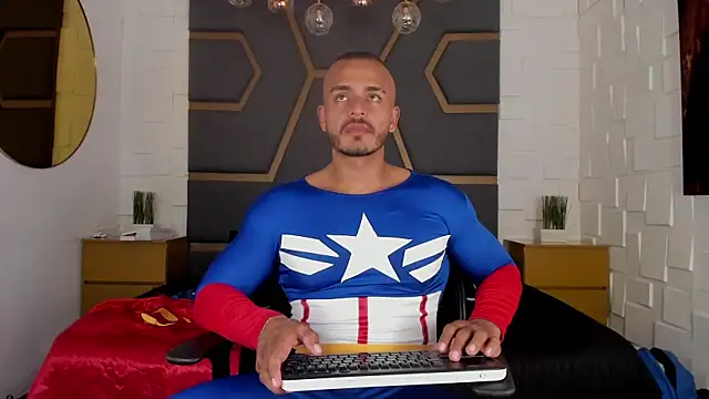 magnusclark online show from September 2025 06:30:02 PM