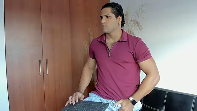 Evansdark1 online show from October 2025 09:47:01 PM