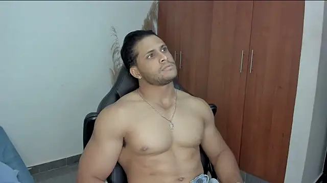 Evansdark1 online show from May 2026 11:56:01 PM
