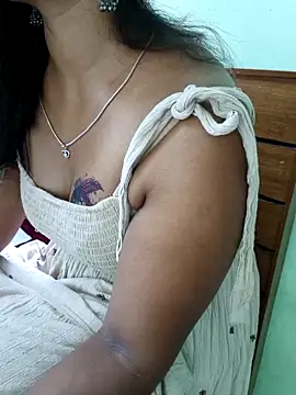 Laxmipriyatamil online show from April 2026 02:27:02 AM