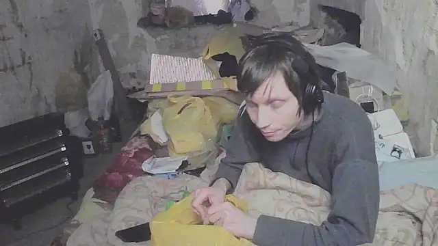 makarov1993 online show from April 2026 02:25:01 AM