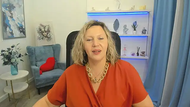 Snapshot of NinaStarle chatting on April 2026 06:10:01 PM NinaStarle online show from April 2026 06:10:01 PM