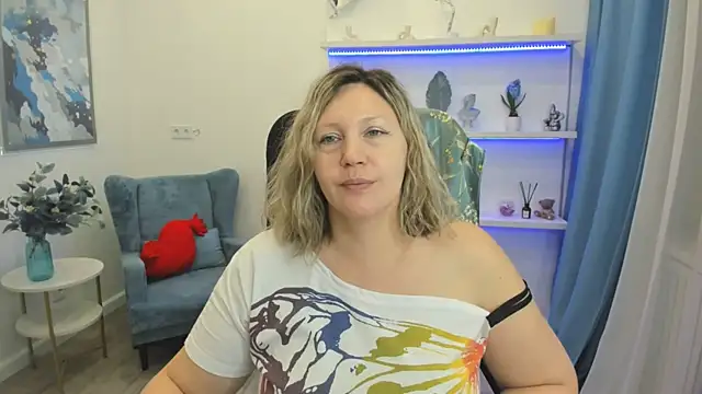 Snapshot of NinaStarle chatting on May 2026 04:39:02 AM NinaStarle online show from May 2026 04:39:02 AM