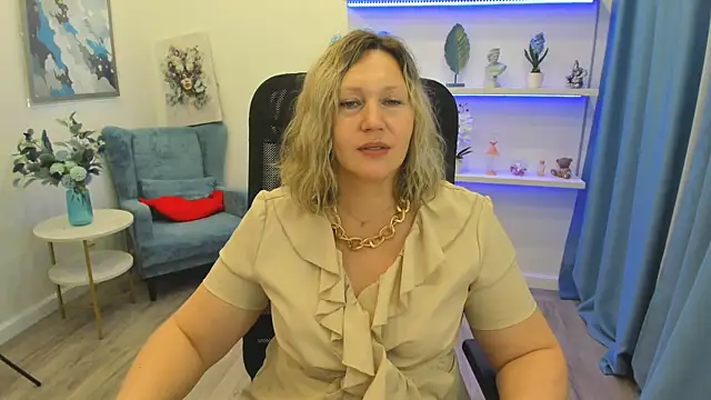 Snapshot of NinaStarle chatting on May 2026 10:36:01 AM NinaStarle online show from May 2026 10:36:01 AM