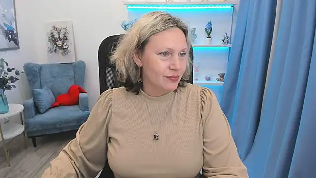 Snapshot of NinaStarle chatting on May 2026 06:09:01 PM NinaStarle online show from May 2026 06:09:01 PM