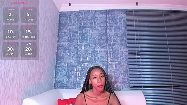 NathalyLeen online show from October 2025 08:35:01 PM