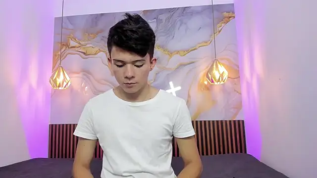 AndyFame1 online show from September 2025 04:35:01 AM