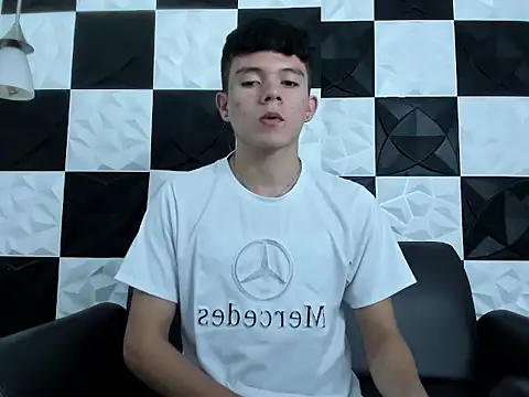 AndyFame1 online show from November 2025 12:42:01 PM