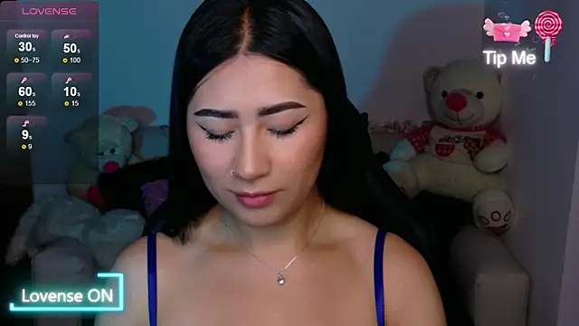 evelyn ch  online show from December 2025 04:02:01 PM