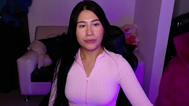 evelyn ch  online show from February 2026 08:02:02 PM